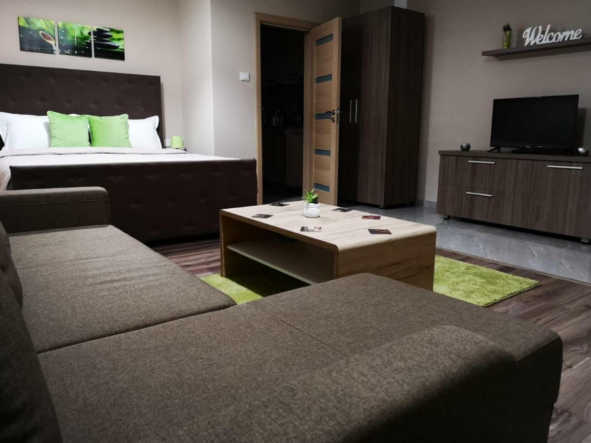 Irina Apartment *